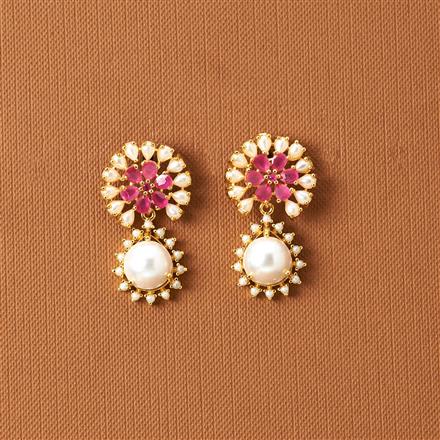 Cubic Zirconia Delicate Earring With Gold Plating