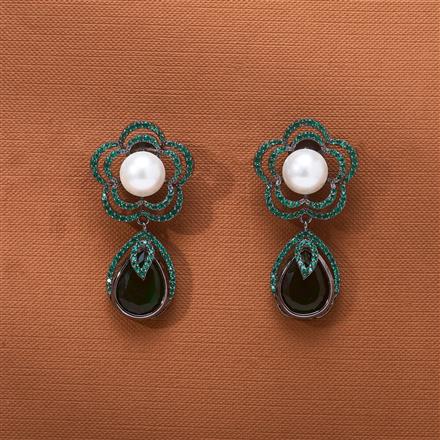 Cz Short Earring With Black Plating