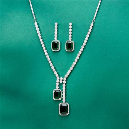 Cubic Zirconia Delicate Necklace Set With Rhodium Plating