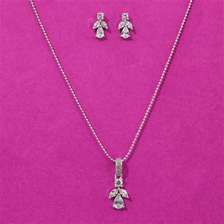 Cubic Zirconia Delicate Pendant Set With Rhodium Plating