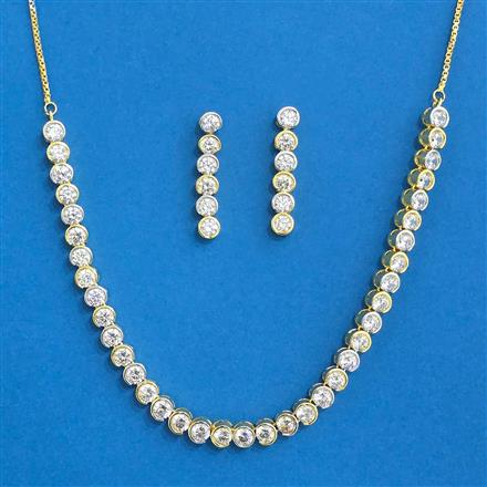 Cubic Zirconia Delicate Necklace With 2tone Plating