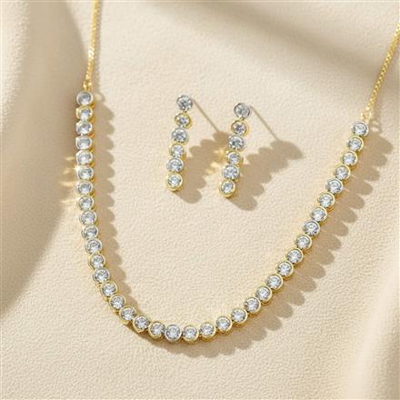 Cubic Zirconia Delicate Necklace With 2tone Plating
