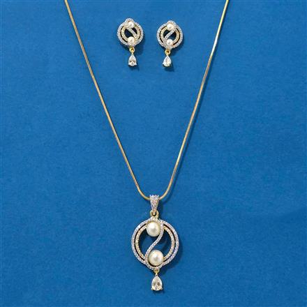 Cubic Zirconia Moti Pendant Set With 2 Tone Plating