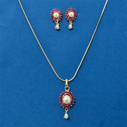 Cubic Zirconia Moti Pendant Set With Gold Plating