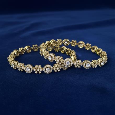 Cubic Zirconia Classic Bangles With Mehndi Plating