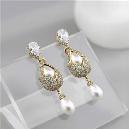 Cz Classic Earring With Mehndi Plating