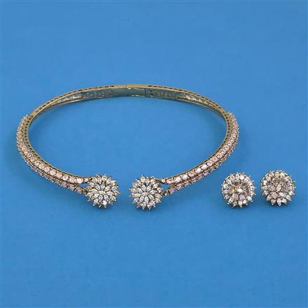 American Diamond Hasli Necklace with Mehndi Plating