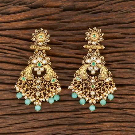 Kundan Classic Earring With Matte Gold Plating