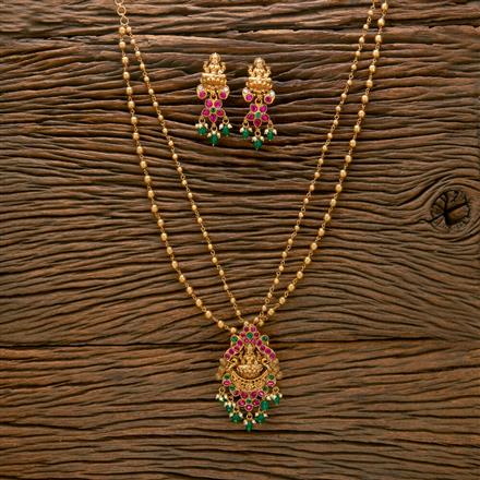 Antique Moti Pendant Set With Matte Gold Plating