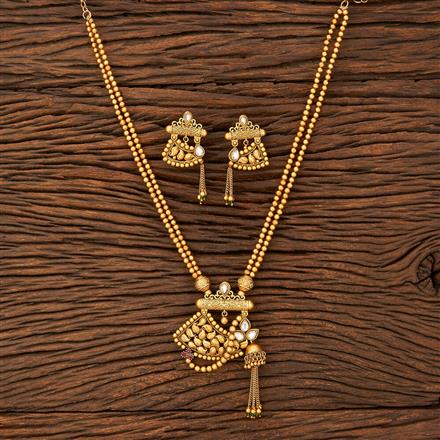 Antique Mala Pendant Set With Matte Gold Plating