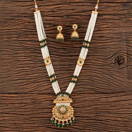 Antique Moti Pendant Set With Matte Gold Plating
