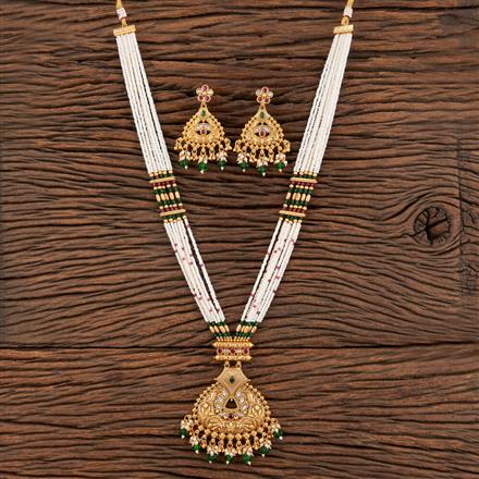 Antique Mala Pendant Set With Matte Gold Plating