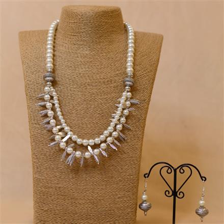 Western Double Layered Pearl Necklace Set