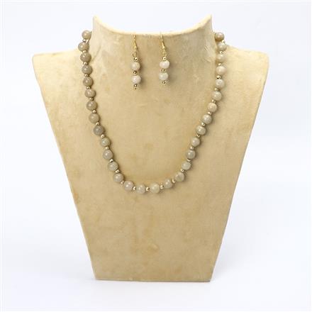 Western Trendy Look Necklace With Gold Plating