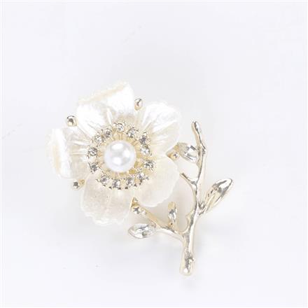 Western Floral Brooch With Rhodium Plating