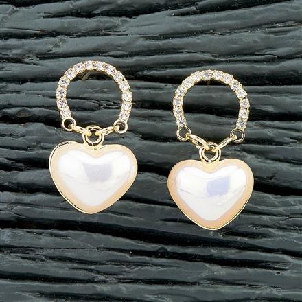 WESTERN PEARL EARRING