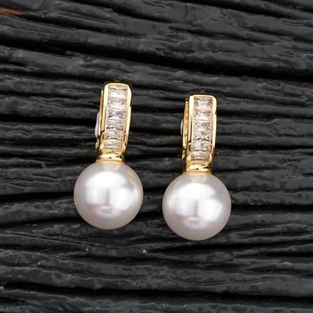 Western Pearl Earring