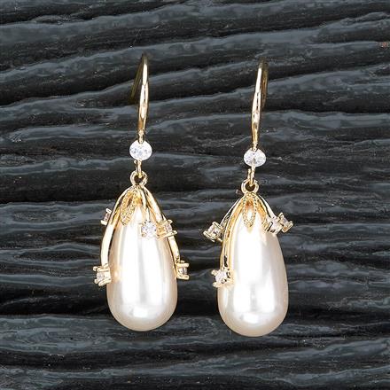 Western Pearl Earring