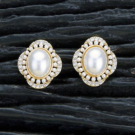 Western Pearl Earring