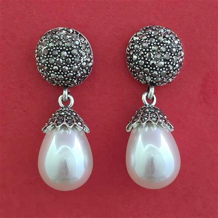 Western Pearl Earring