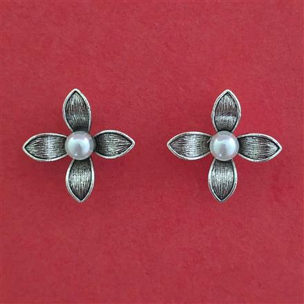 Western Pearl Earring