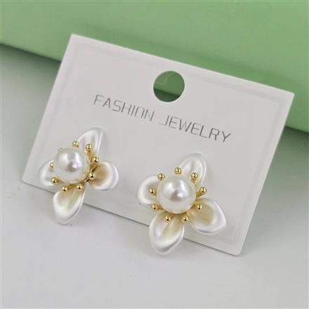 Western Pearl Earring