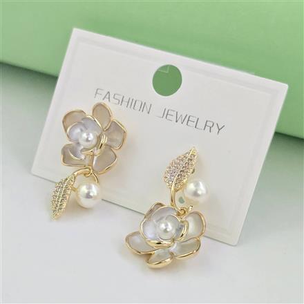 Western Pearl Earring