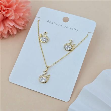 Western Delicate Pendant Set