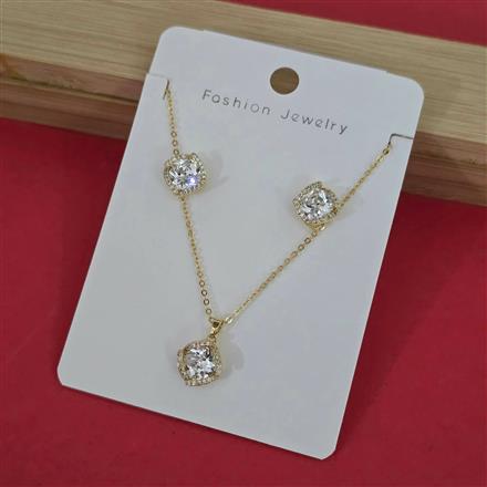 Western Delicate Pendant Set