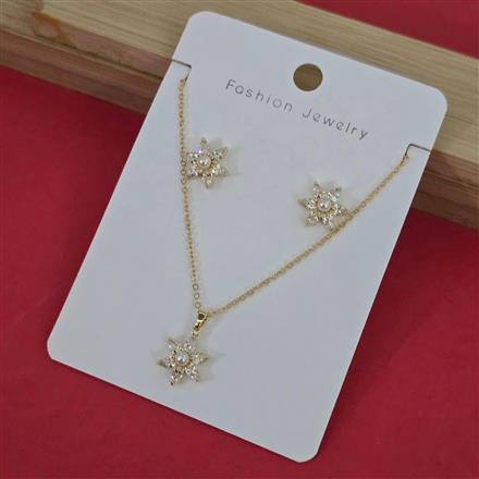 Western Delicate Pendant Set