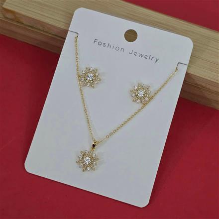 Western Delicate Pendant Set