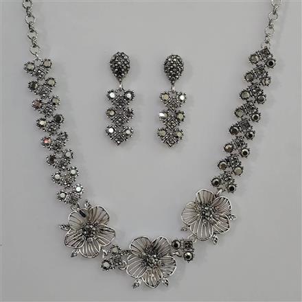 Western Classic Necklace Set