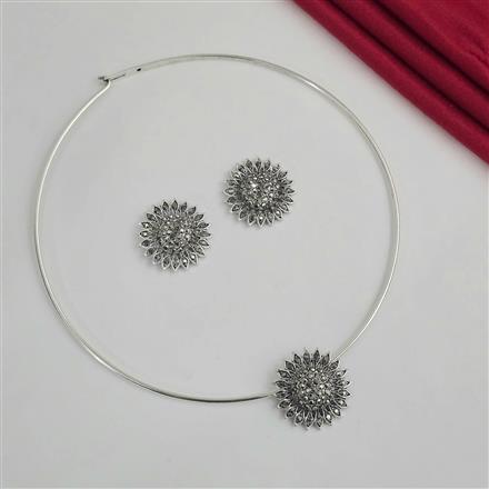Western Hasli Necklace