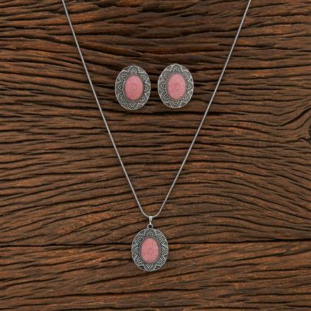 Monalisa Stone Pendant Set With Oxidised Plating