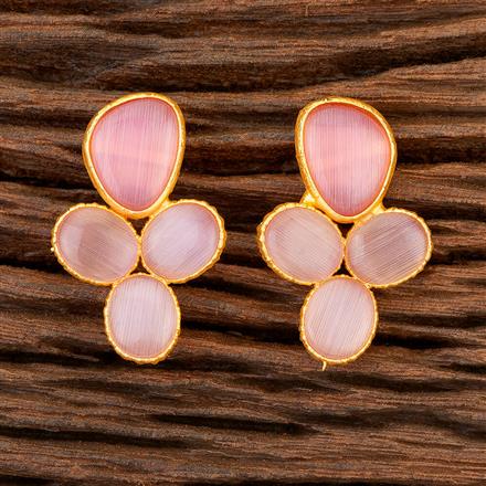 Stone Earring With Matte Gold Plating