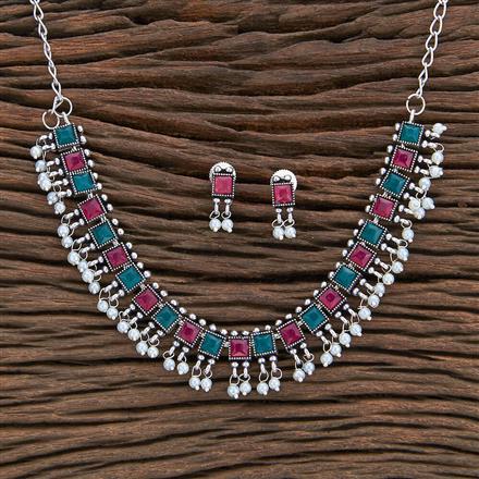 Pearl Necklace With Oxidised Plating