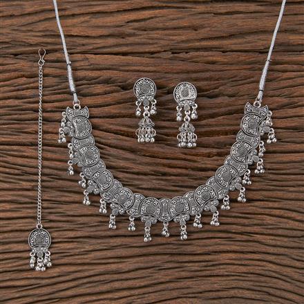 Delicate Necklace With Oxidised Plating