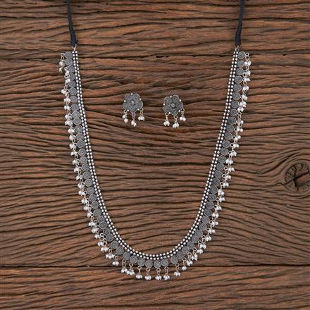 Pearl Necklace With Oxidised Plating