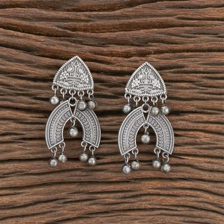 Delicate Earring With Oxidised Plating