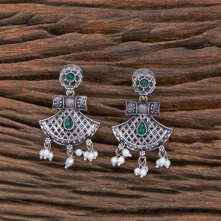 Pearl Earring With Oxidised Plating