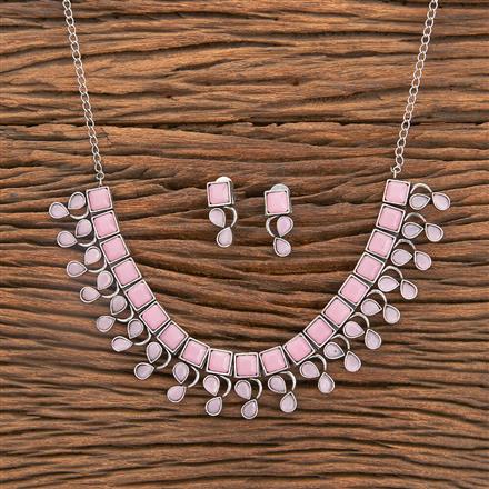 Stone Necklace With Oxidised Plating