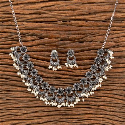 Classic Necklace With Oxidised Plating