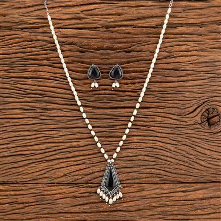 Classic Pendant Set With Oxidised Plating