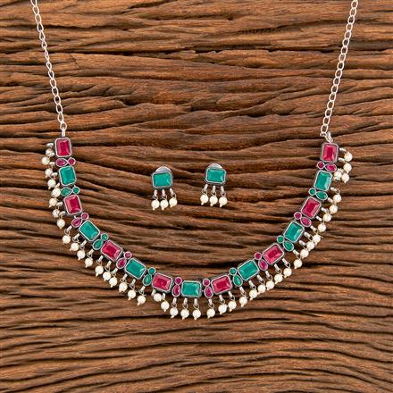 Pearl Necklace With Oxidised Plating