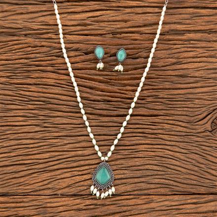 Classic Pendant Set With Oxidised Plating