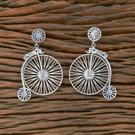 Delicate Earring With Oxidised Plating