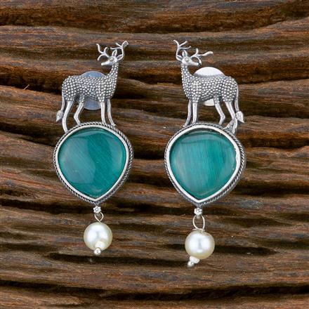 Pearl Earring With Oxidised Plating