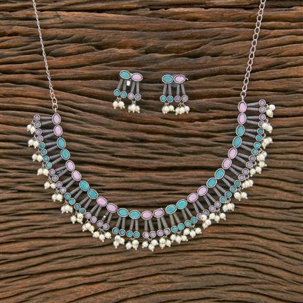 Pearl Necklace With Oxidised Plating