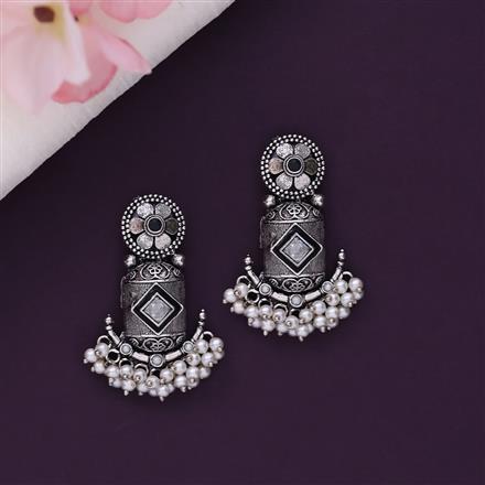 Classic Earring With Oxidised Plating