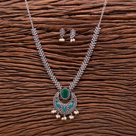 Pearl Necklace With Oxidised Plating